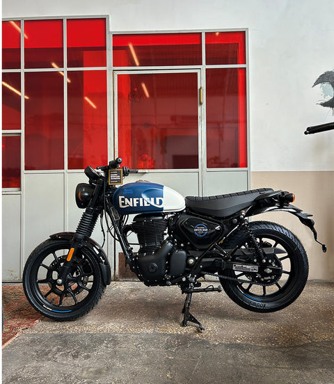 Sattel HNTR 350 Unterschrift Royal Enfield