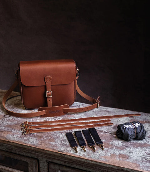 Bolsa Lateral "Classic"Viagem Cognac