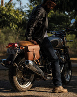 Bolsa Lateral "Classic" Trip Machine - Conhaque - cafetwin