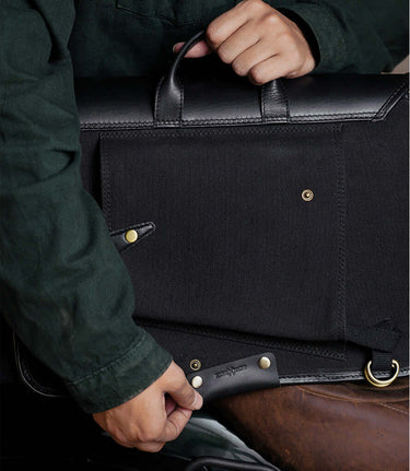 Saddlebag Black Expedition with Brackets - cafetwin