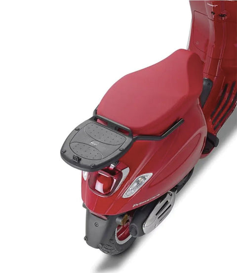 Portapacchi Nero per Vespa Primavera 50 - 125 - 150 (14 - 24) - GIVI - cafetwin