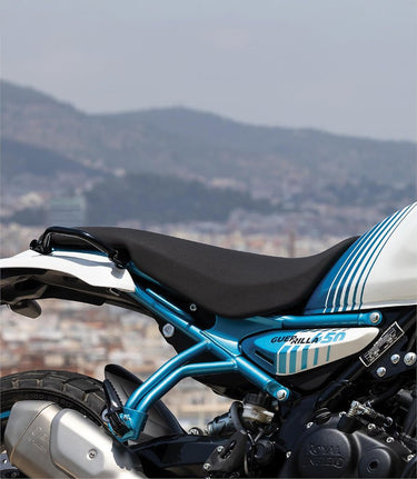 Sella Alta per Guerrilla 450 (+22mm) - Royal Enfield - cafetwin