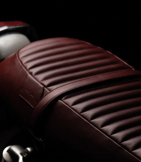 Saddle Interceptor / GT 650 in Cherry Red Leather