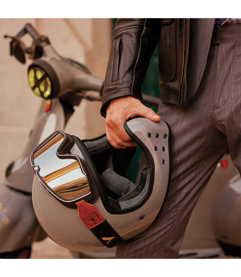 Casco con Occhiali Cafe Racer