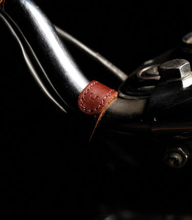 Colliers serre-câbles en cuir rouge - cafetwin