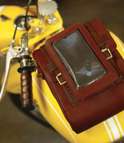 Porta telefónica Moto Vintage Trip Machine Vermelho cereja