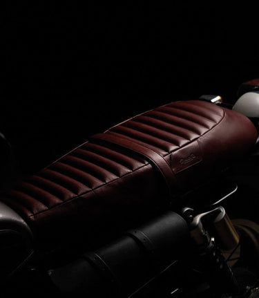 Seat for Interceptor / GT 650 in Cherry Red Leather - cafetwin